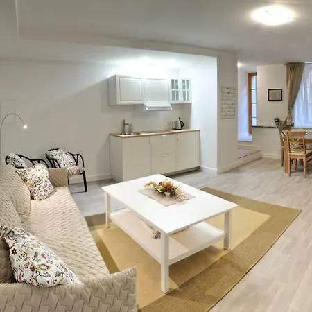 Apartment Luxurious